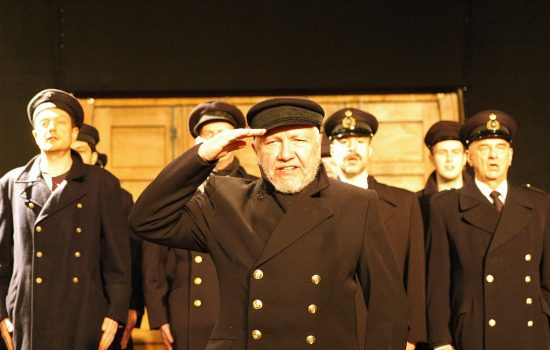 Szene des Stücks 1918 von 2008 in der Kieler Wik.